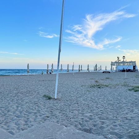 Sea Views Sanatori Beach, Barcelona 카라펠 외부 사진